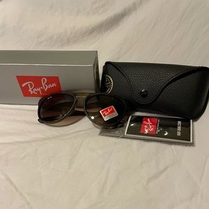 Ray-Ban